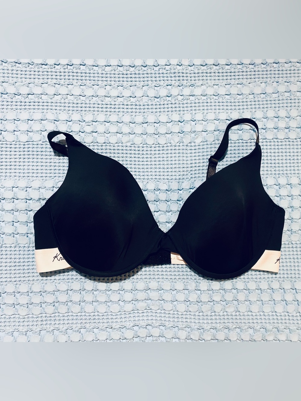 💜3/$25💜 Knotty Knickers bra 42DDD